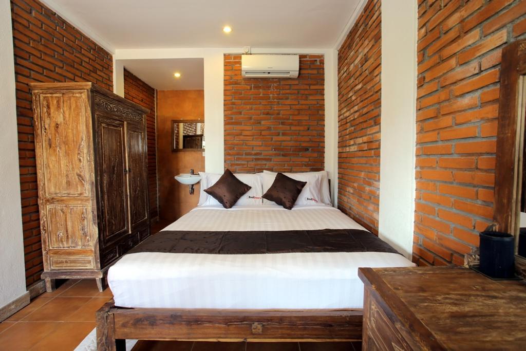Reddoorz Near Raya Semer Canggu Eksteriør billede